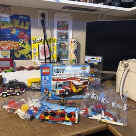 LEGO CITY: Fire Truck (60002)