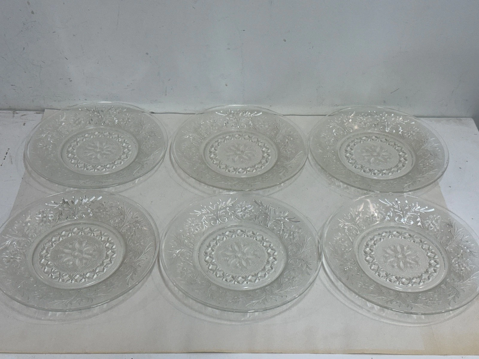 Vintage Anchor Hocking “Sandwich Clear” Glass Set of 6 Salad Plates