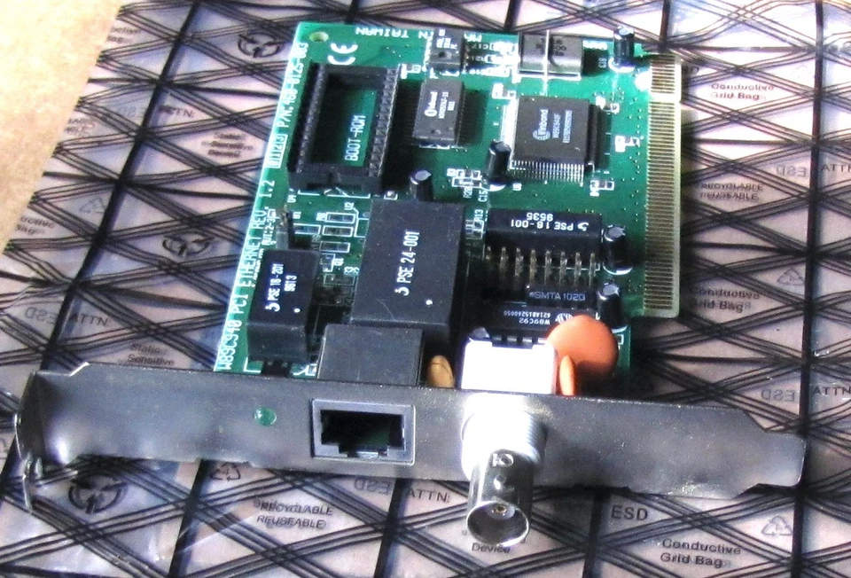 WINBOND W89C940 PCI ThinNet 10Base2 RJ45 Ethernet Adapter Card - Image 2 of 3