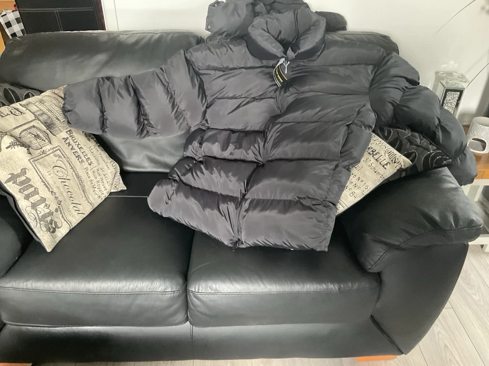 Canada goose STYLE LADIES oversized BLACK PUFFER JACKET 14 brand new with tags - Image 3 of 4