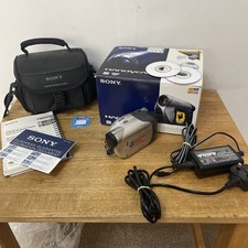 Sony Handycam Camcorder DVD Recorder DCR-DVD105E 800x Digital Zoom - Night Shot