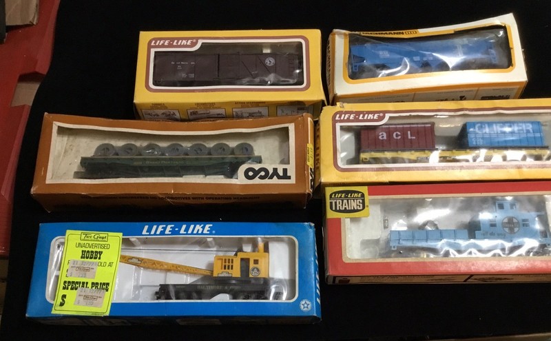 HO Freight Car Set Lot