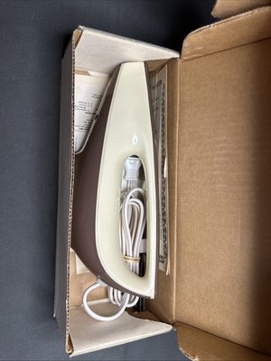 Vintage HAMILTON BEACH Electric Knife /Storage Tray original box model 275