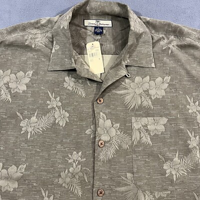Tommy Bahama Shirt Mens Medium Green Floral Hawaiian Camp Loop Collar Button Up