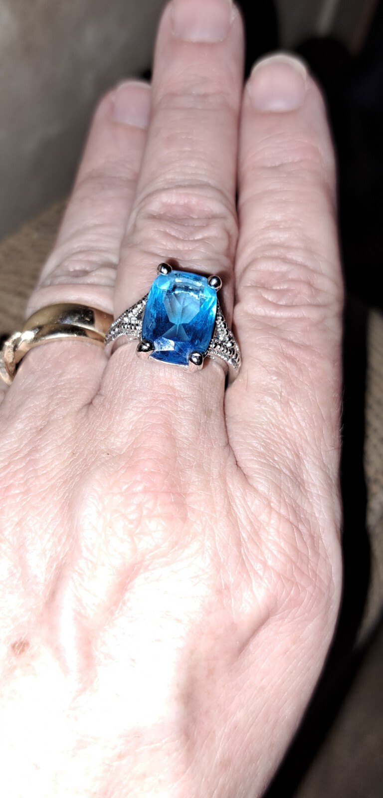 Picture 1 of 6