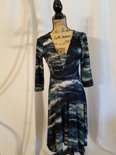SIMPLY VERA VERA WANG BRAND NEW XS DRESS MULTICOLOR
