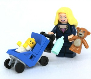 lego mom and baby