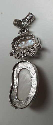 Unique Mother-of-Pearl and Baroque Pearl Pendant 7cm x 3cm Wide Sterling Silver - Picture 4 of 5