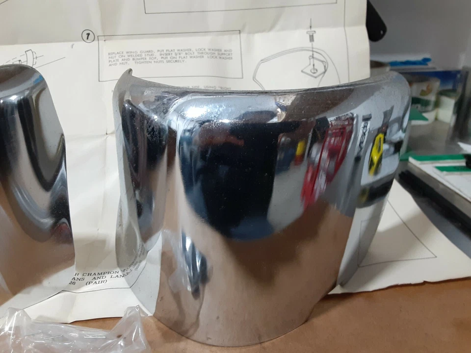 1953-1955 Studebaker Commander, Champion, Bumper Guard - Wing Guard N.O.S Foto 4 de 4