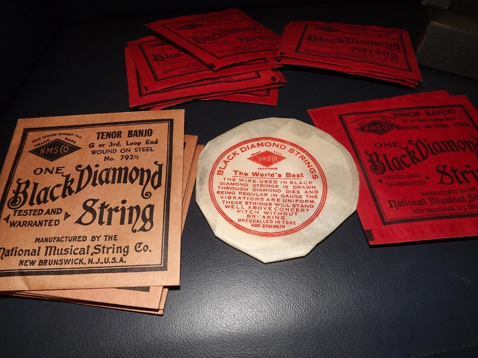 Cuerdas de banjo de diamante negro Foto 3 de 4