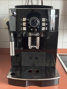 De'Longhi Magnifica S ECAM 21.116.B Kaffeevollautomat - Schwarz (0132213097)