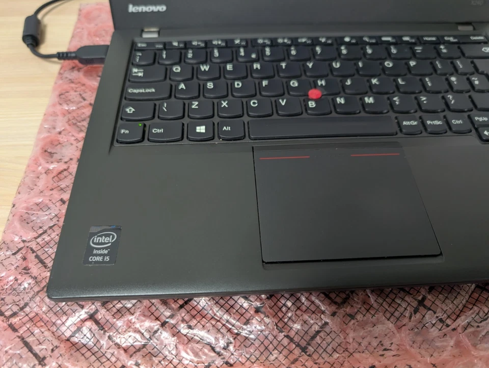 Lenovo ThinkPad X240 - Intel Core i5-4200U - 4GB Ram - No Storage - BIOS Locked - Image 2 of 4