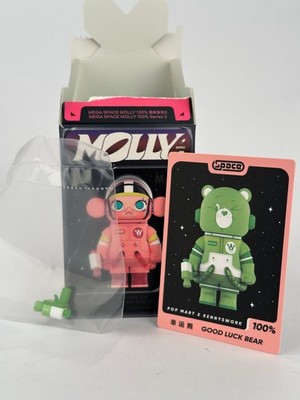 POP MART Molly Mega Space Series 3 Good Luck Bear Figure Sealed Bag In Open Box