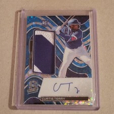 2022 Panini Chronicles Spectra Prizm Curtis Terry Blue Relic Auto RC 88/99