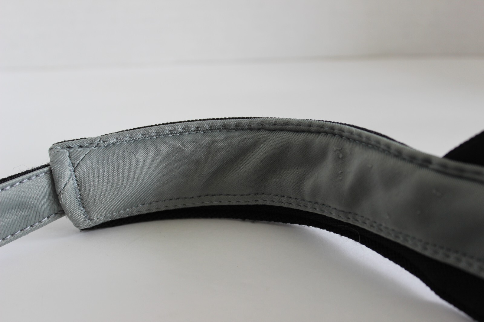 Under Armour Black Adjustable Visor Embroidered L… - image 9