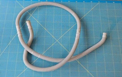 Siemens SF63A631 Geschirrspüler Ablaufschlauch 00666148