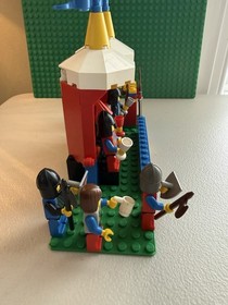 LEGO Castle: Knight's Challenge (6060) 100% Complete with Instruction