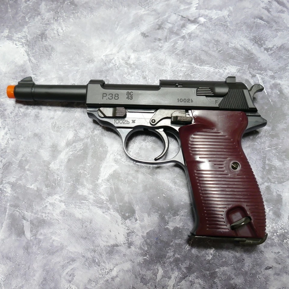 Toystar Korea WWII German Officer's Walther P-38 6mm BB Bullet Edition - Image 3 of 4