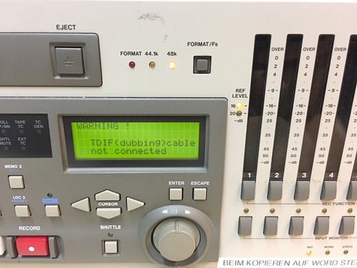 TASCAM DA-98 High-End DTRS-Recorder - vom Händler - Picture 3 of 6