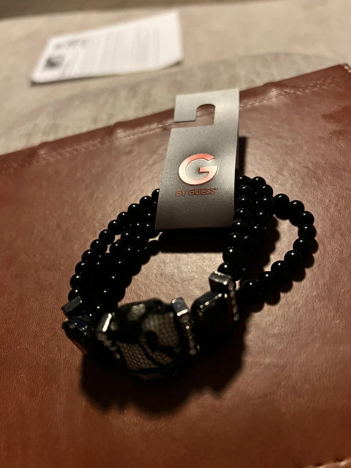 ¡NUEVO CON ETIQUETAS! Hermosa pulsera elástica con cuentas negras diamantes de imitación blancos G by Guess Foto 3 de 4