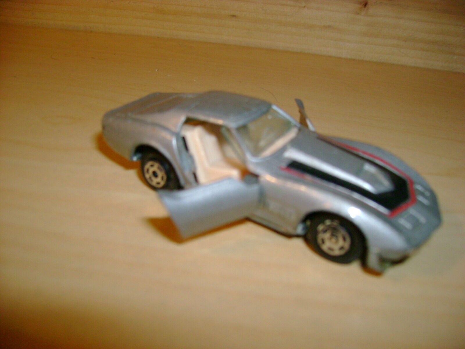 Picture 1 of 5