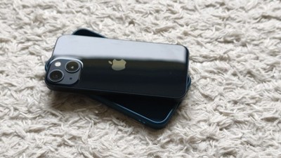 Apple iPhone 13 mini - 128GB - Midnight Black (Ohne Simlock) A2628 Top Zustand!
