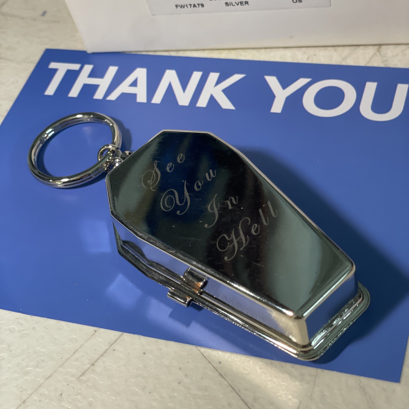 Supreme FW17 2017 Coffin Keychain Box Logo - Preowned With Box Silver image 6