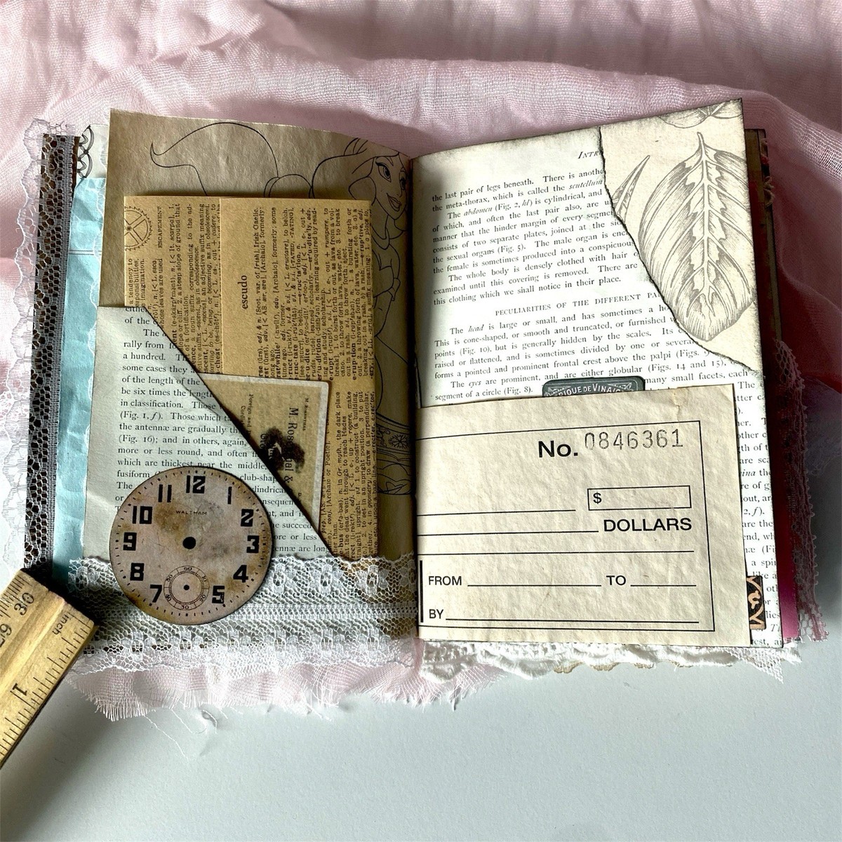 Handmade Vintage Style Junk Journal Book Diary 40 Pages Scrapbook