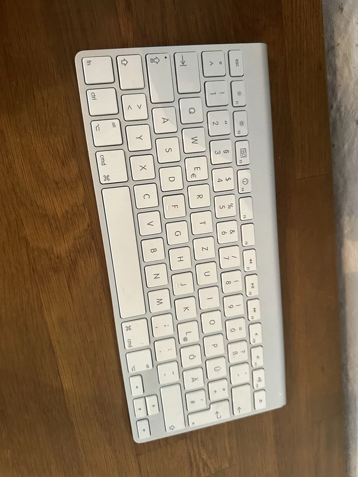 Apple Magic Keyboard A1314 | QWERTZ | Bluetooth | Weiß | Wireless | Gut - Bild 3 von 4