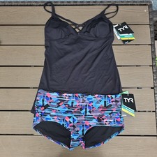 TYR Durafast Women's Black Brooke Tank Coral Bay Cheeky Short Sz M NEW No Tag