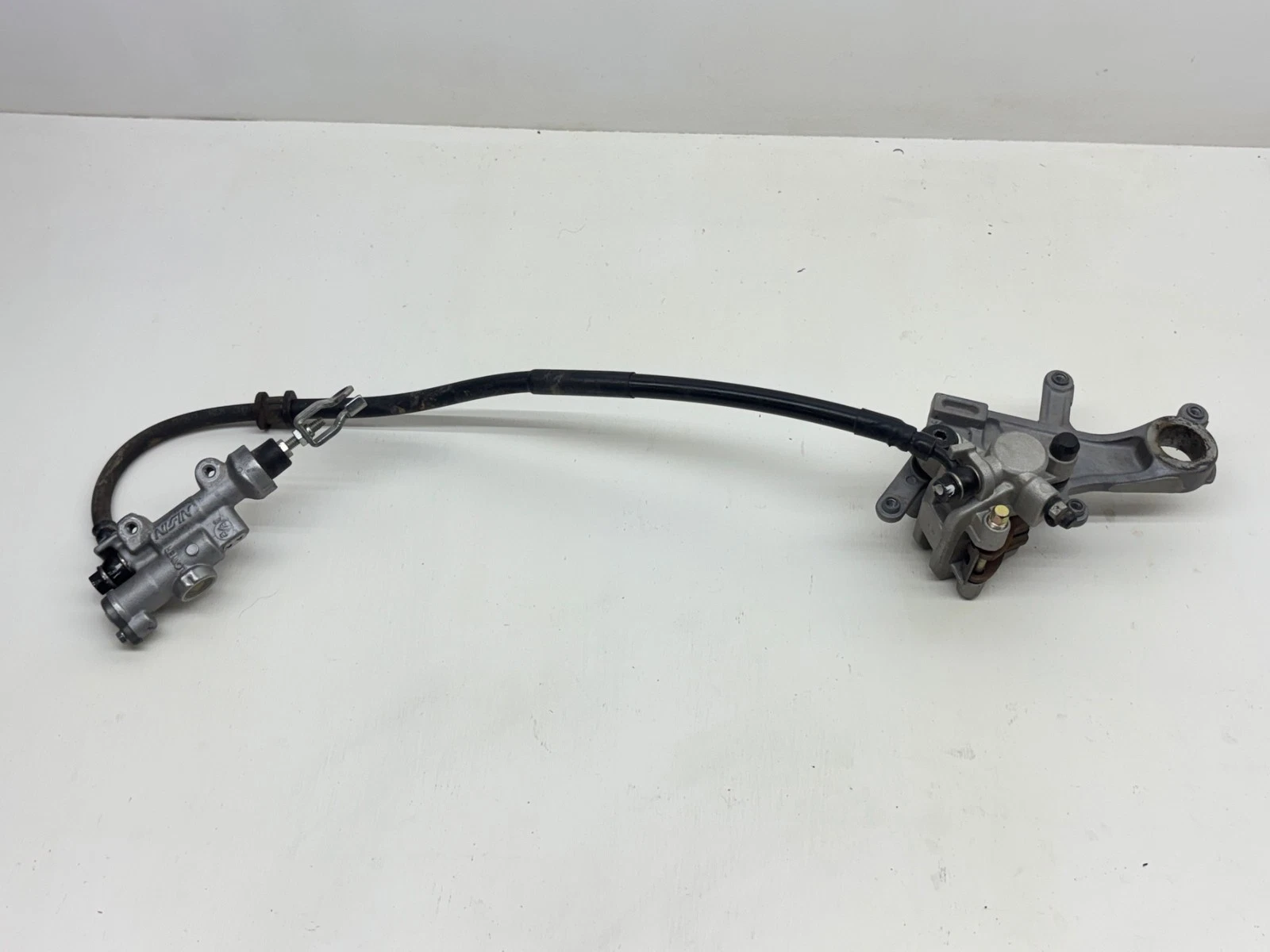 10-16 Honda CRF450R OEM Rear Brake Assembly Caliper Nissin CRF250R 43500-MEN-305