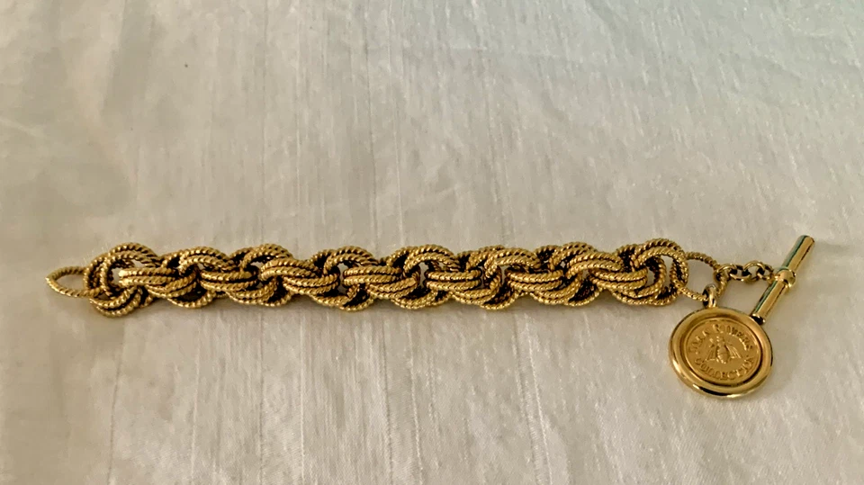 Joan Rivers Collection Chunky Woven Rope Gold Tone Bee Bracelet - Image 4 of 4