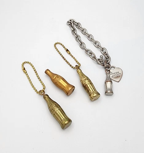 Vintage Coca Cola Bottle Keychain Charm Bracelet Gold Tone Metal Lot 4