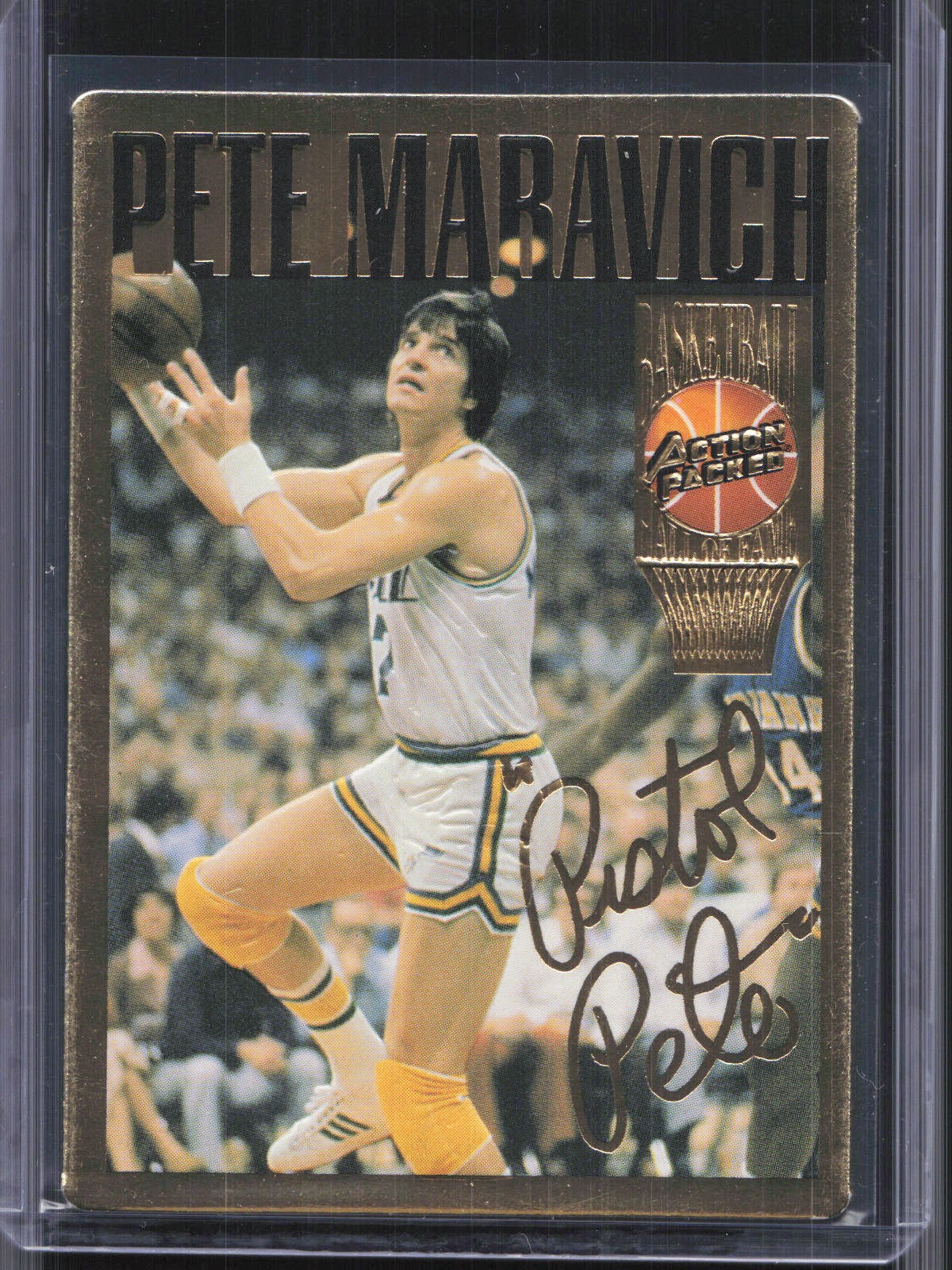 1995 Action Packed Hall of Fame #26 Pete Maravich