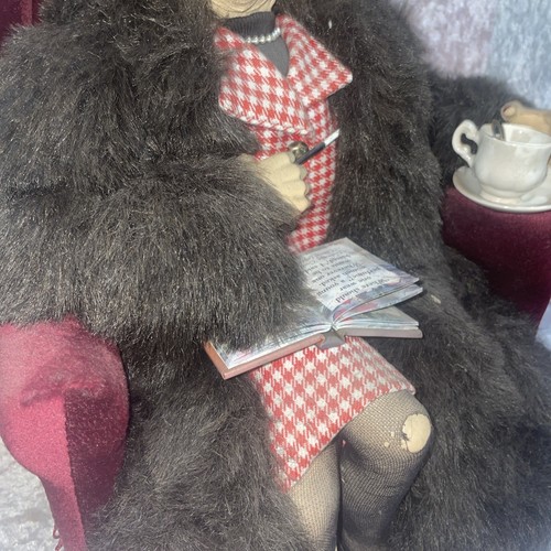 Cynthia By Hobo Designs Doll - Picture 3 of 7
