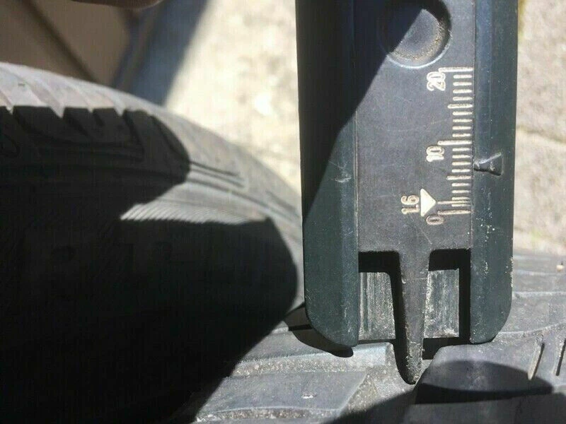 4xkomplette Sommerreifen+Felgen 145/70R13 71T für Peugeot 106 - Bild 4 von 4