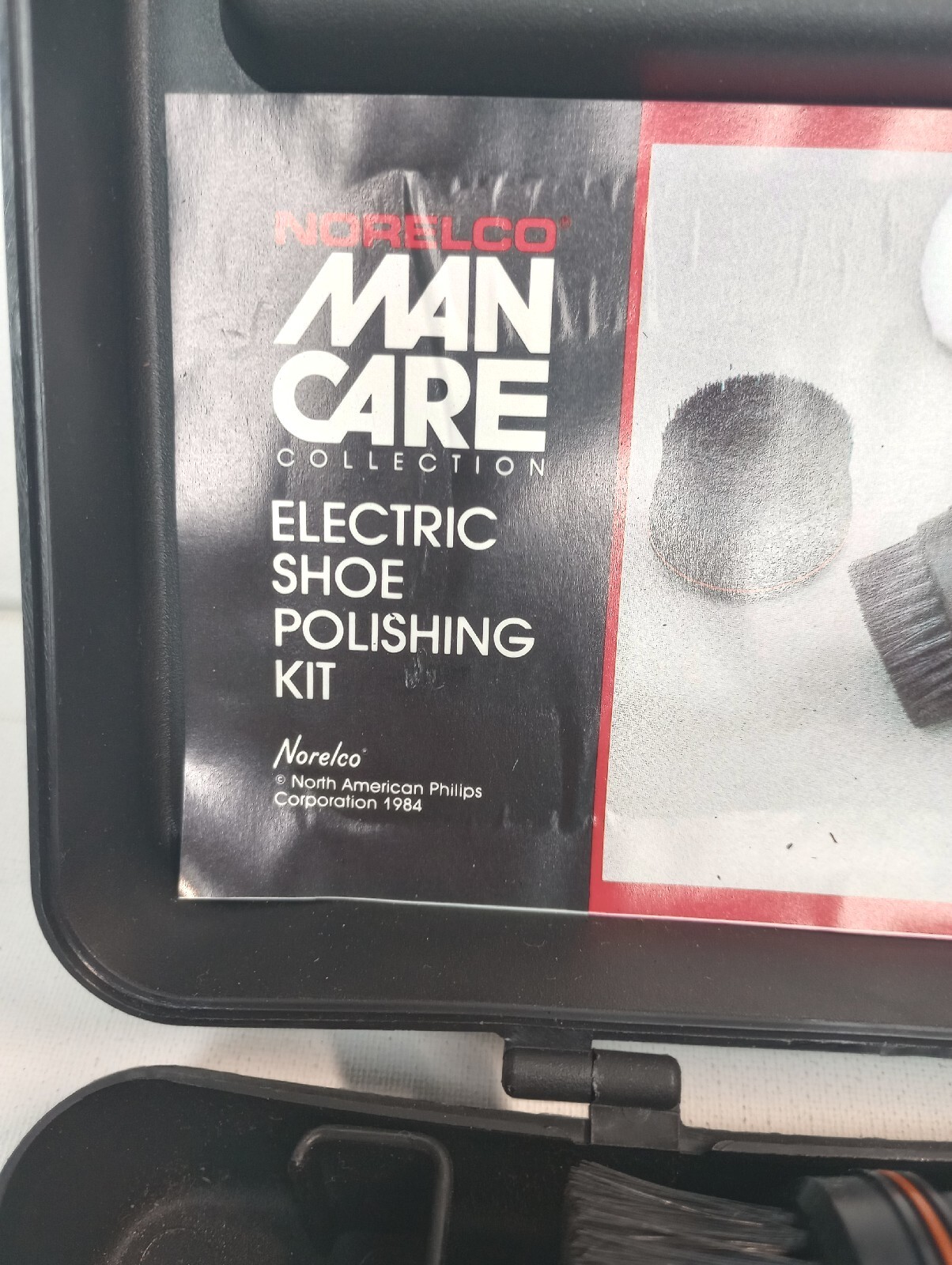 Norelco Man Care Collection Electric Shoe Polishing Kit SP-35 w/ Case Complete 