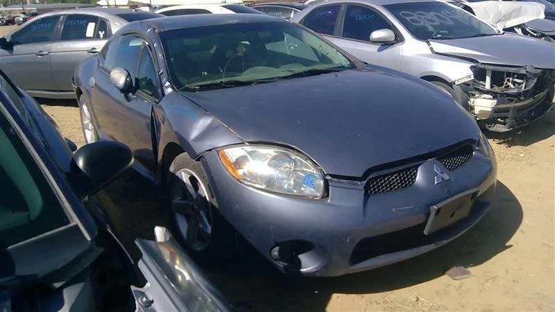 Parasol derecho usado se adapta a: Mitsubishi Eclipse 2008 cupé grado derecho A Foto 2 de 4