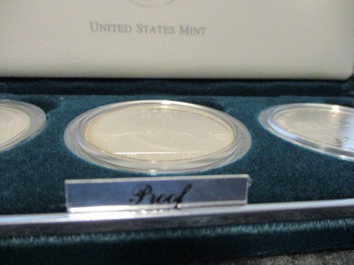 1994-P US VETERANS COMMEMORATIVE 3 COIN SILVER DOLLAR SET - PROOF w/BOXES + CERT - Picture 14 of 24