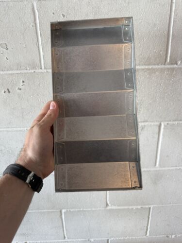 Oakley Glorified X-Metal Display Stand - Picture 4 of 5