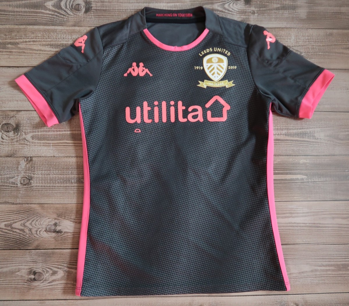 Leeds United Soccer Jersey KLICH 43 Football shirt, Boys size XS