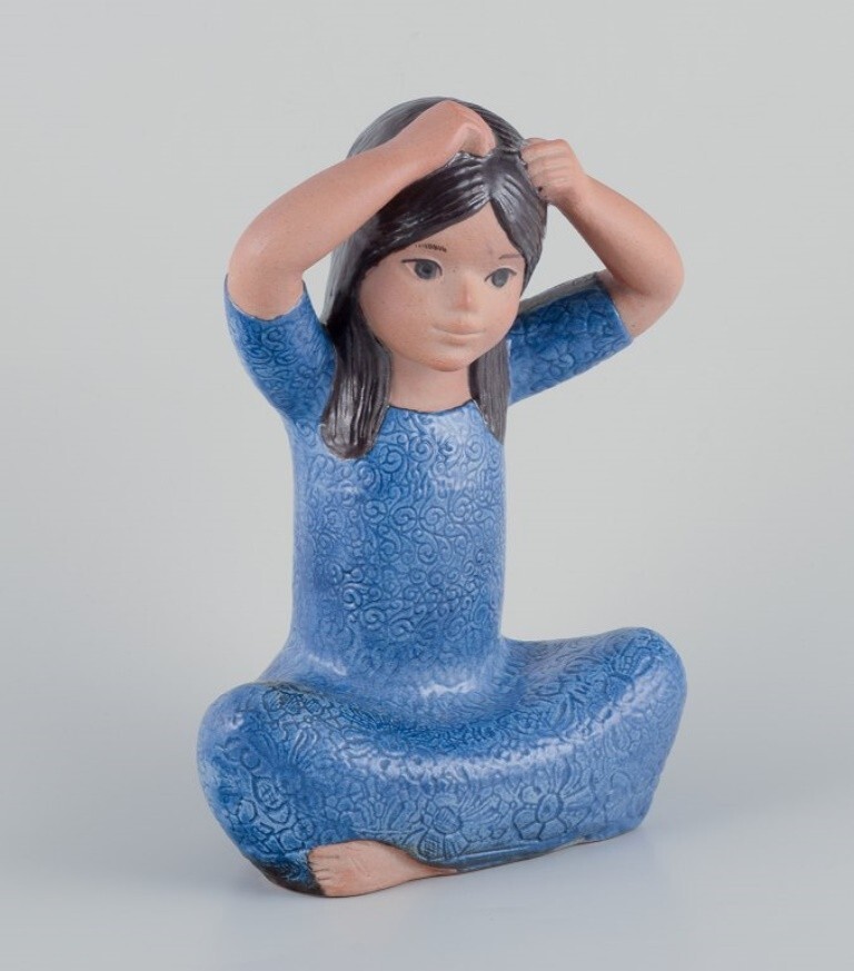 ■極レア LISA LARSON リサラーソン SKULPTURER タイの少女 Lisa Larson for Gustavsberg. Rare large figurine of a Thai girl