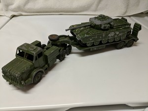 dinky supertoys tank transporter 660