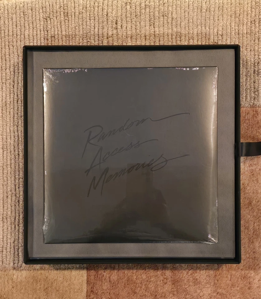 Daft Punk Random Access Memories Deluxe Box Set 2013 Brand New - Sealed! - Image 4 of 4