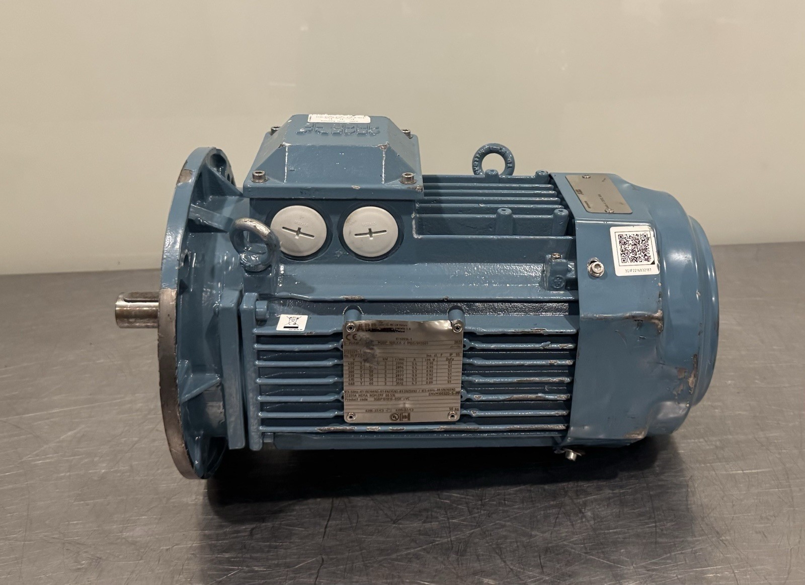 ABB M3BP 100LKA 2 IMB5/IM3001 Motor 3G1F2216832187 3GBP101810-BSK 2133329-1 NEW!