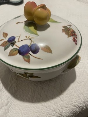 Eversham Vale 1986 Royal Worcester Covered Casserole Dish Made In England 