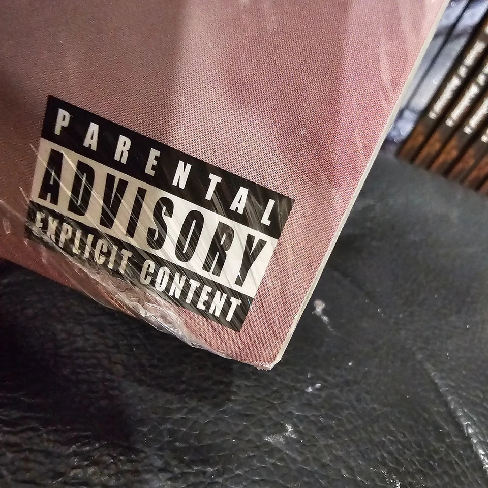 KATY PERRY Teenage Dream LIMITED Peppermint Vinyl 2 LP +7 Bonus Tracks NEW *Bump - Image 4 of 4