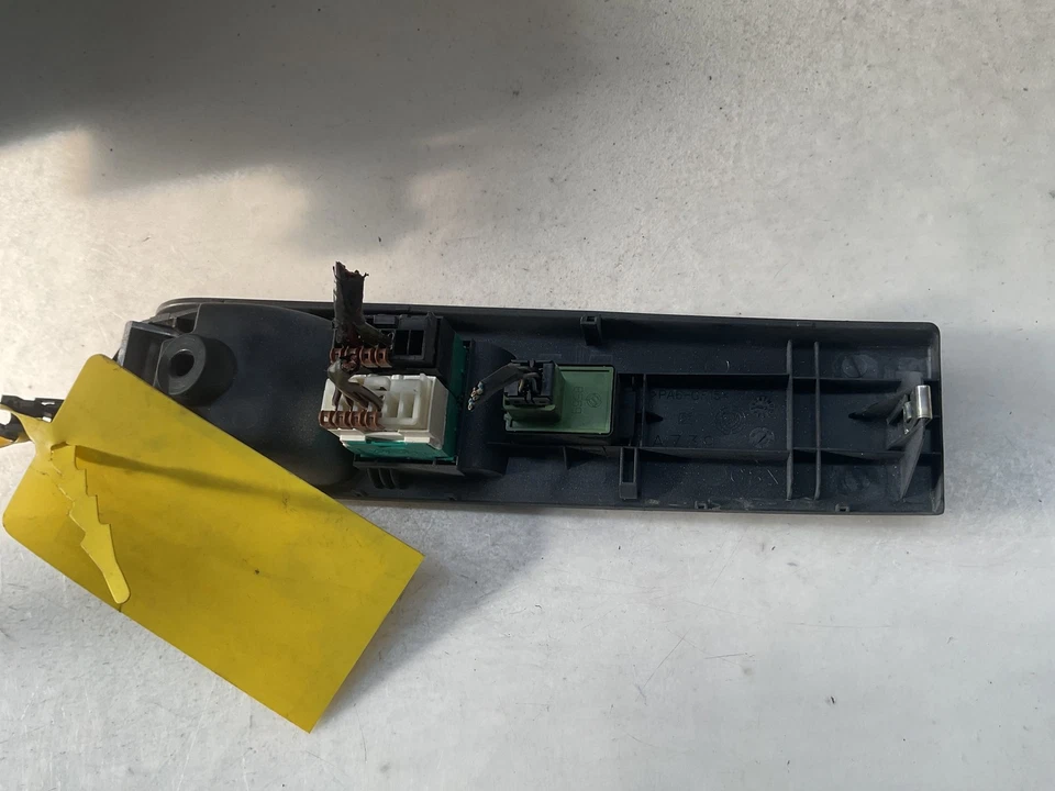 PULSANTIERA ANTERIORE SINISTRA PER LANCIA Musa 2° Serie 735453196 (07>) - Immagine 3 di 4