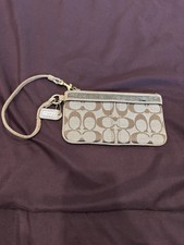 Coach Vintage Wristlet Wallet