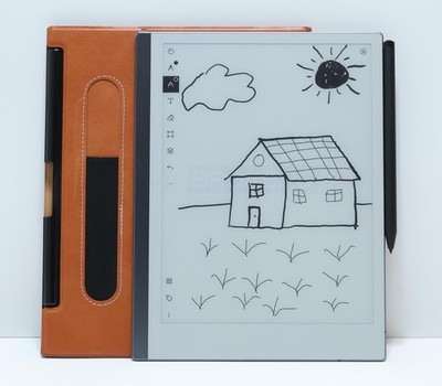 reMarkable 2 Paper Tablet 10.3'' RM110 Bundled Marker Plus